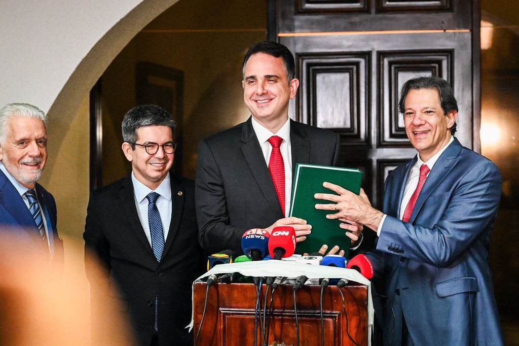 Segundo projeto que regulamenta a reforma tributária chegará ao Congresso em maio, afirma Haddad