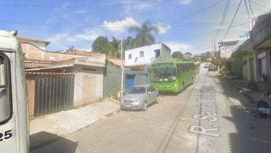 Foto mostra rua do bairro Jardim Alvorada, em Ribeirão das Neves