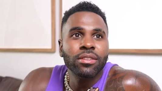 Jason Derulo foi acusado de assediar sexualmente cantora