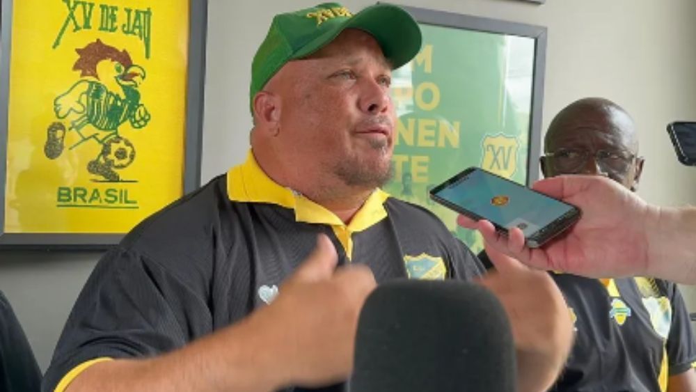 Técnico de clube paulista detona presidente após eliminação: 'Vagabundo'