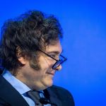 Sindicatos argentinos convocam greve geral contra reforma trabalhista de Milei