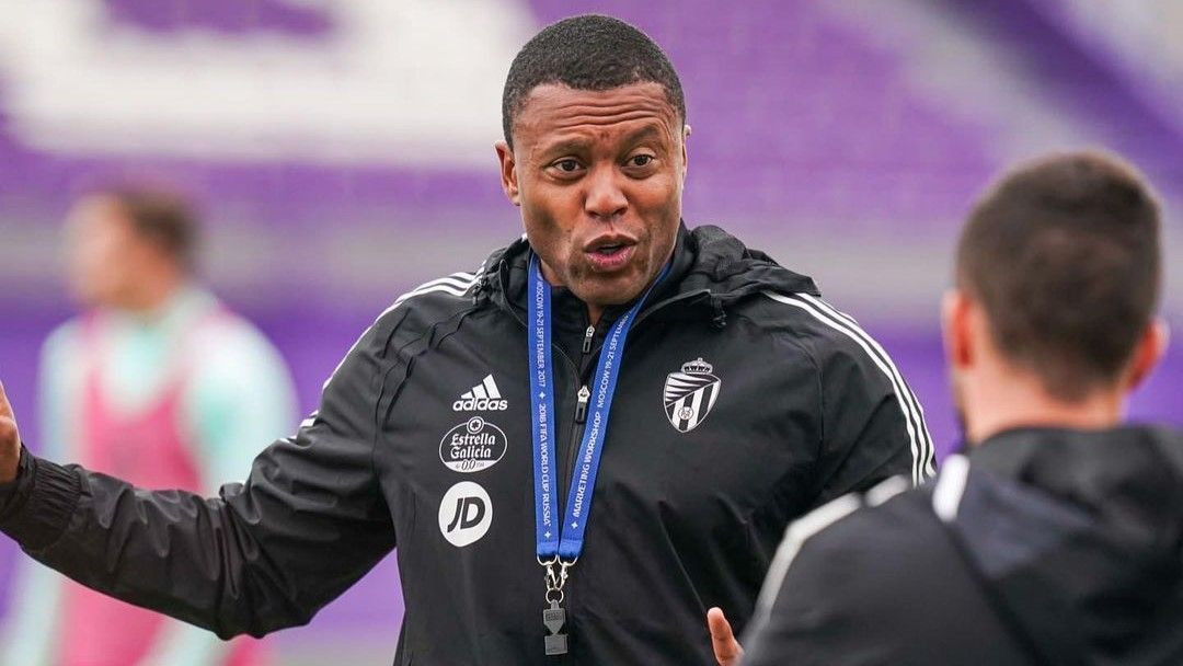 Ex-Cruzeiro, Júlio Baptista fala sobre demissão no Valladolid, time de Ronaldo