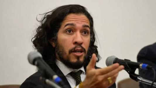 Jean Wyllys é condenado a pagar R$ 10 mil por falar que MBL defende nazismo