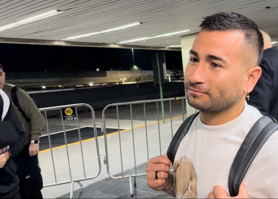 Vasco rescinde contrato com atacante chileno comprado no ano passado