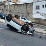 Vídeo: Renegade capota em descida que dá acesso à Avenida Barão Homem de Melo, em BH