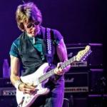 Morre Jeff Beck, considerado um dos maiores guitarristas de todos os tempos