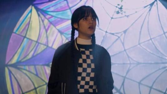 Jenna Ortega recebeu sua primeira indicação ao Emmy nesta quarta-feira (12), por seu papel em Wandinha