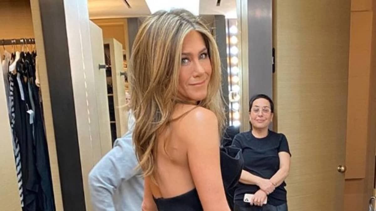Jennifer Aniston revela tratamento com ingrediente inusitado para rejuvenescer