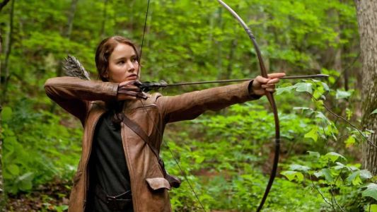 Jennifer Lawrence como Katniss Everdeen em Jogos Vorazes