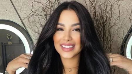 Jenny Miranda estará em A Fazenda 15