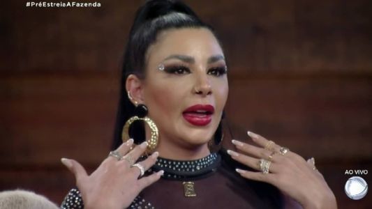 Jenny Miranda falou sobre a filha e a cantora