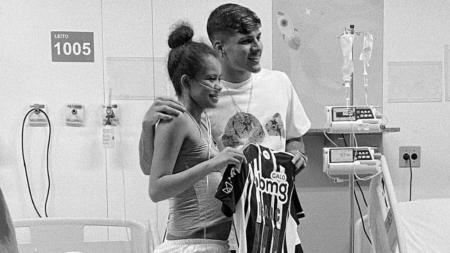 Jéssica, de 16 anos, tinha fibrose cística e acabou morrendo num hospital de BH