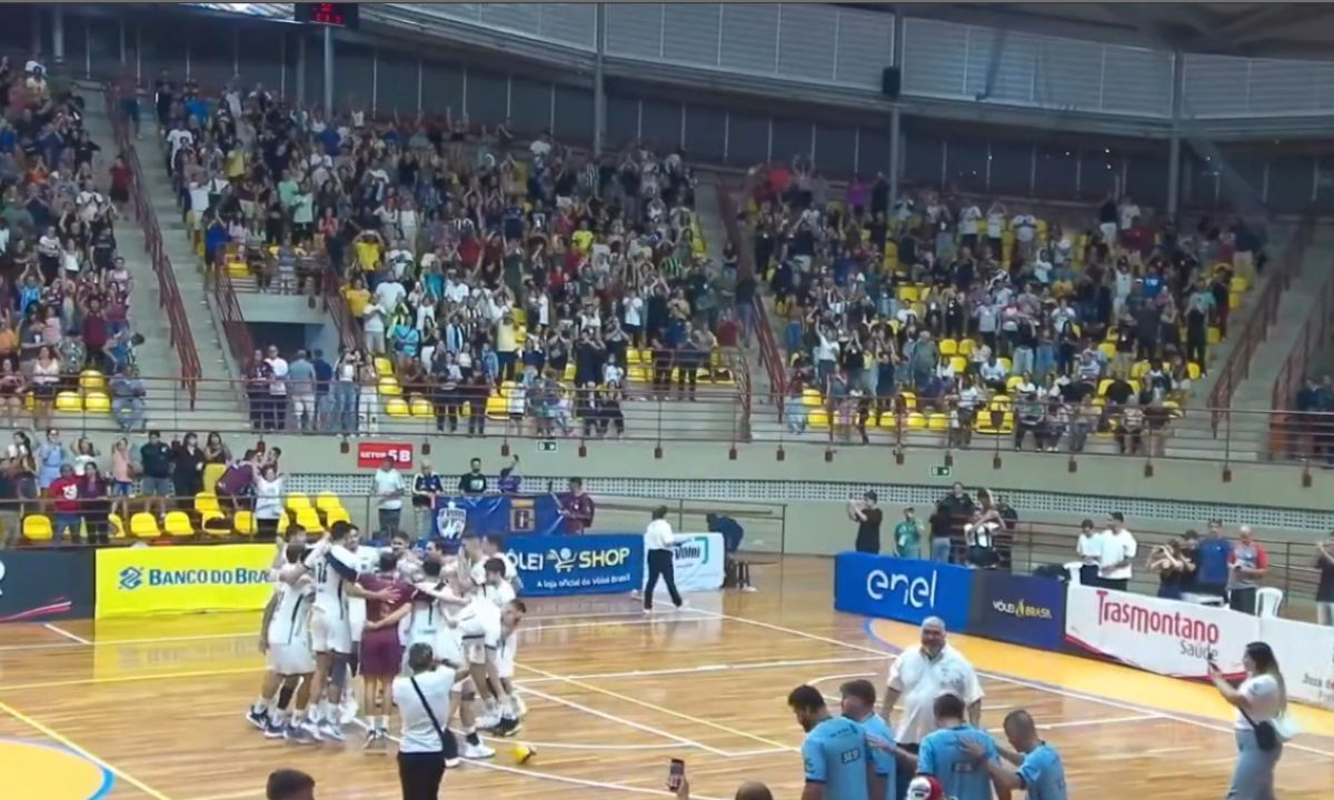 JF Vôlei vence Praia Grande e está nas semifinais da Superliga B 2024/2025