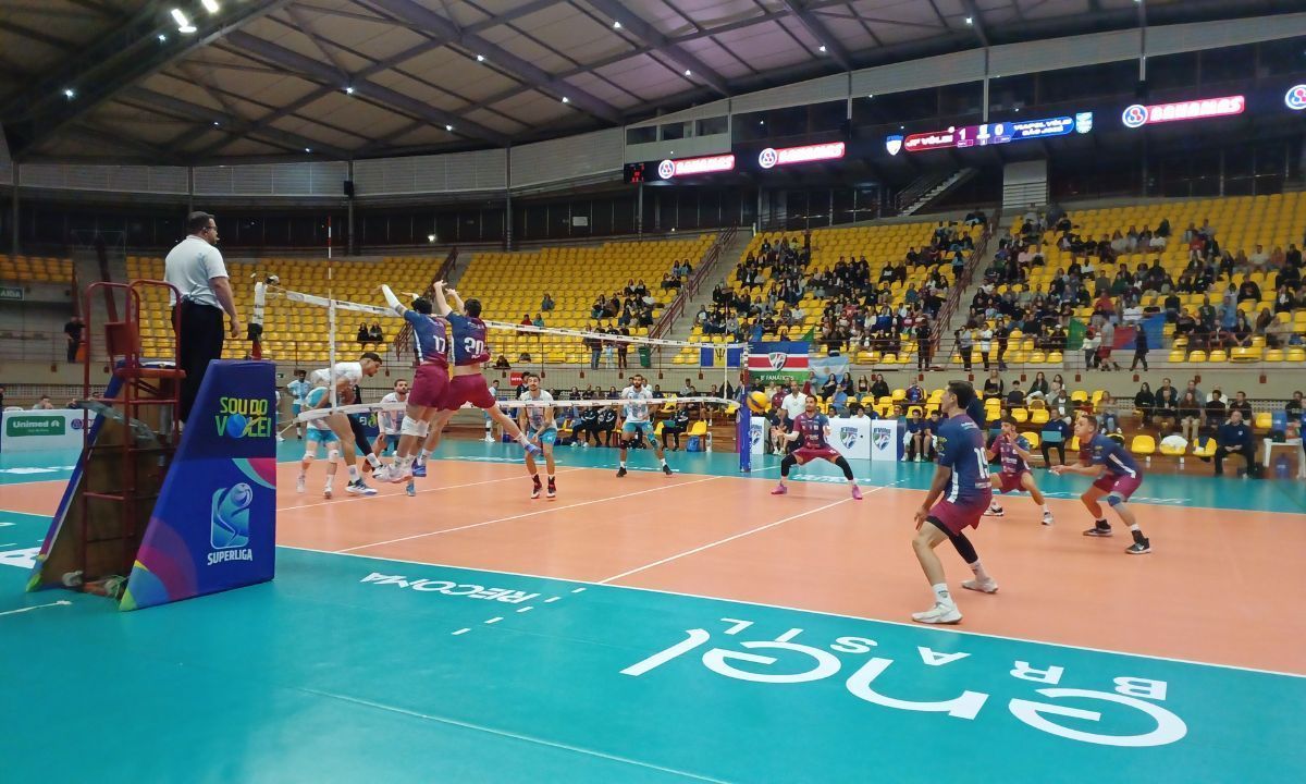 JF Vôlei é dominado em casa pelo São José e perde a 3ª seguida na Superliga