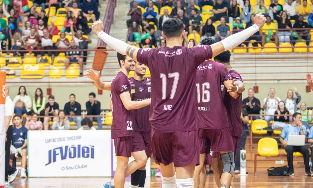 Com foco na melhor posição para os play-offs, JF Vôlei enfrenta Maringá pela Superliga B