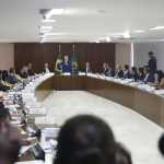 Lula marca 'confra' com ministros para quinta (21)