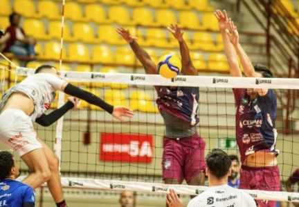 Lance de JF Vôlei x Guarulhos, pela Superliga Masculina 2025/2026