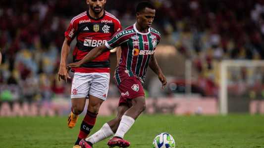 Jhon Arias é um dos maiores dribladores do futebol brasileiro