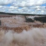 Vídeo: Cataratas do Iguaçu registram vazão 11 vezes acima do normal