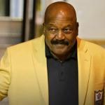 Jim Brown, lenda da NFL, morre aos 87 anos