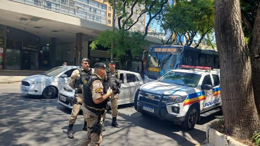 Confusão marca nova eleição no histórico edífico JK
