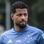 João Marcelo vai sair do Cruzeiro? Diretor explica planejamento para zagueiro