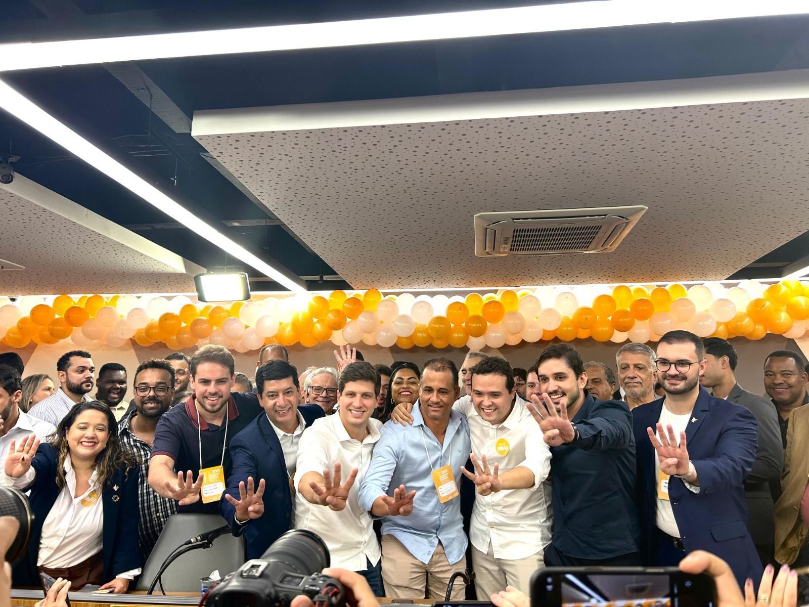Durante passagem por BH, João Campos diz que quer Tadeuzinho no PSB