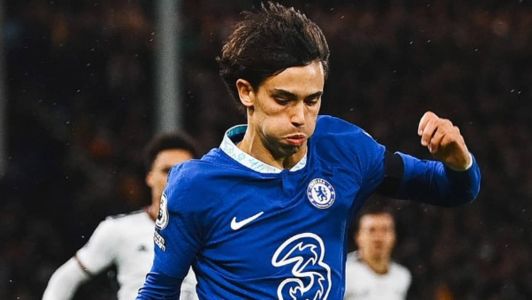 João Félix foi expulso em sua estreia pelo Chelsea no jogo contra o Fulham
