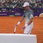 João Fonseca luta, mas decepciona e é eliminado por chileno do ATP de Buenos Aires