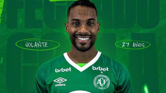 João Igor foi oficializado na Chapecoense