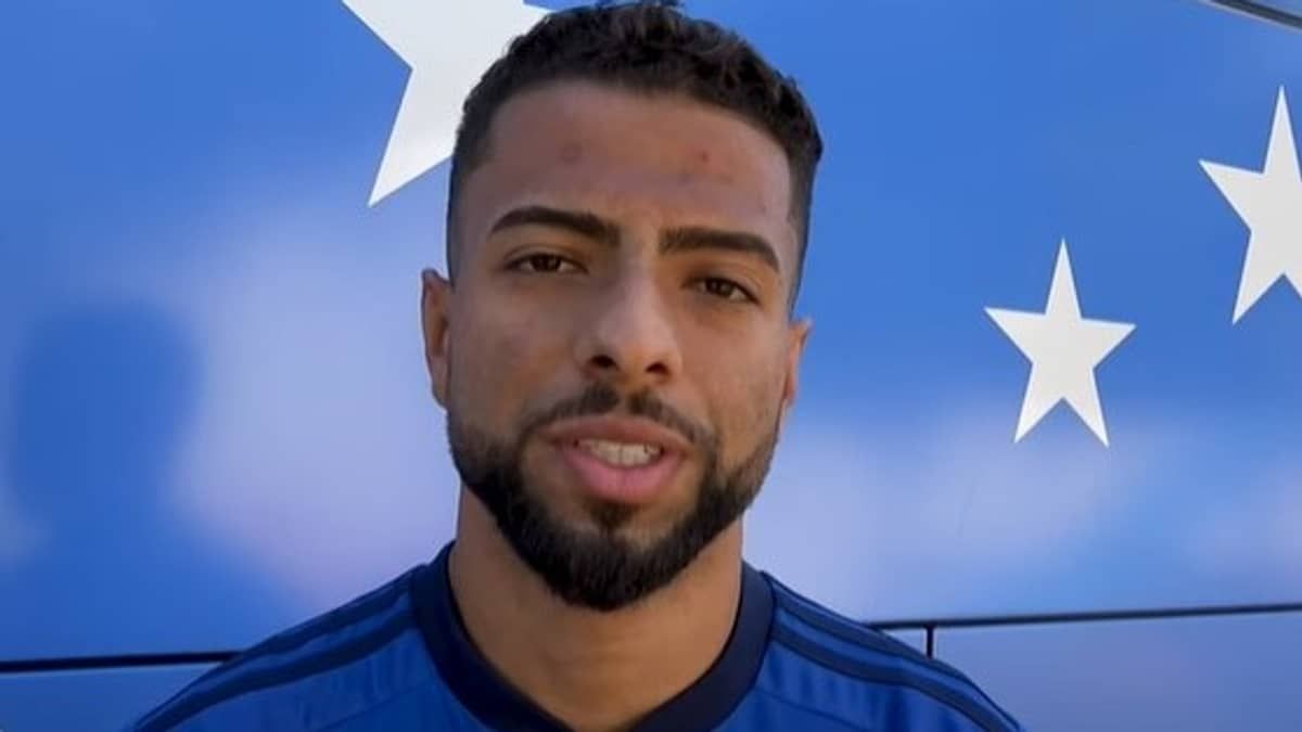 Reforço do Cruzeiro, João Marcelo revela ansiedade por estreia em Mineirão lotado