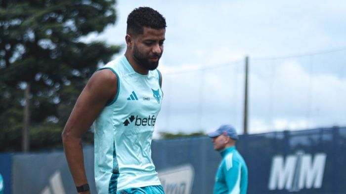 João Marcelo, zagueiro do Cruzeiro 
