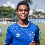 Filho de Ronaldinho Gaúcho vai jogar no Barcelona