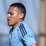 Cruzeiro se despede do meia João Paulo, que acertou com o CRB