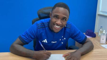 João Pedro, de 20 anos, é a mais nova aposta das categorias de base do Cruzeiro
