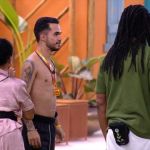 Com a presença de Tadeu Schmidt, João Pedro 'acusa' Diogo de agressão no BBB 25