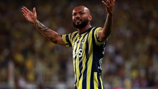 João Pedro Galvão, do Fenerbahçe, é alvo do Botafogo