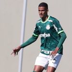Talisca revela admiração por zagueiros do Palmeiras e conta sonhos da carreira