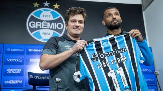 João Pedro vestirá a camisa 11 do Grêmio