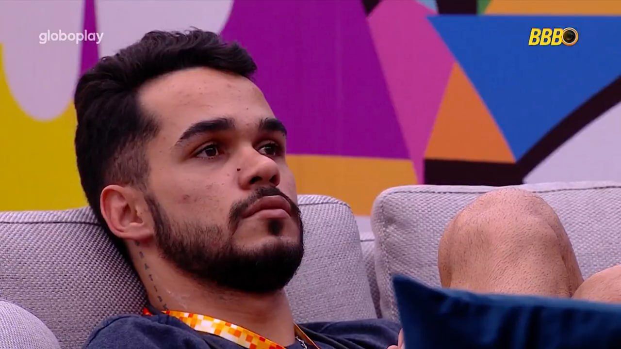 João Pedro aciona Central do Líder e faz descoberta sobre rivais no BBB 25
