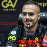 Apresentado, Peglow se colocou à disposição para três funções no Sport