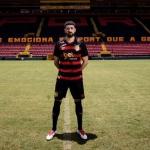 Sport anuncia oficialmente contratação de zagueiro revelado por clube português