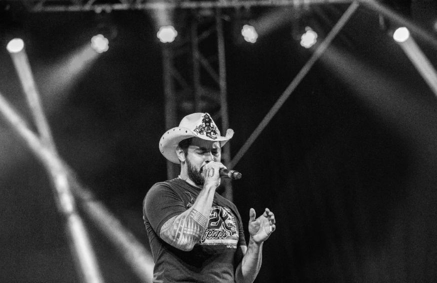Cantor sertanejo João Carreiro morre aos 41 anos em Campo Grande
