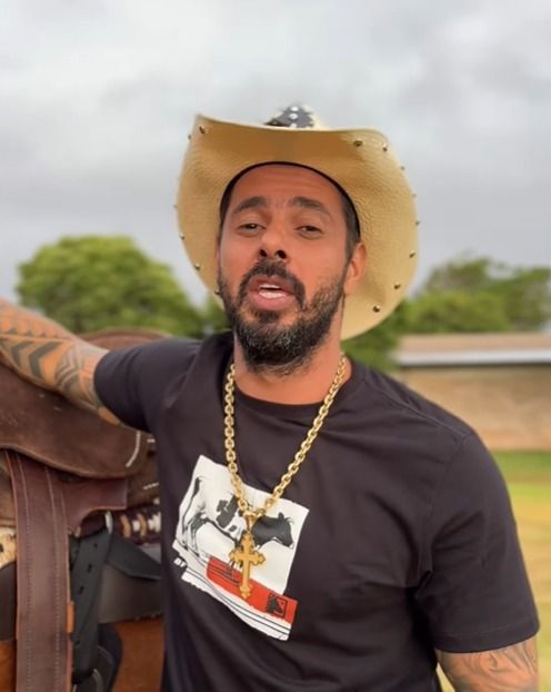 Famosos lamentam morte do cantor sertanejo João Carreiro; veja homenagens