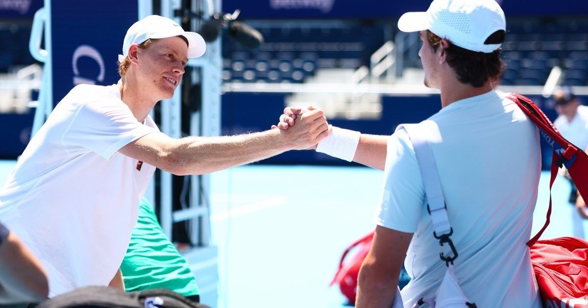 João Fonseca encontra Jannik Sinner às vésperas do Masters 1000 de Cincinnati
