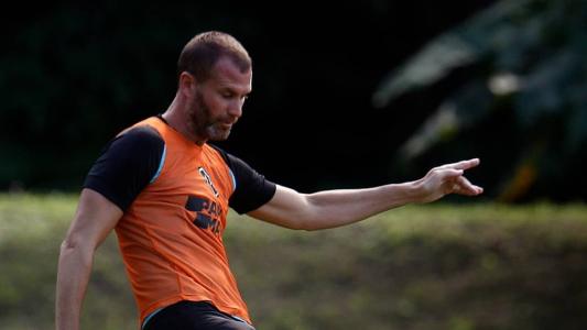 Joel Carli é a novidade do Botafogo diante do Magallanes