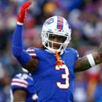 Após parada cardíaca, Damar Hamlin, jogador da NFL, acorda e já se comunica, dizem médicos