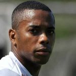 Em áudio, Robinho muda versão e admite sexo com vítima de estupro