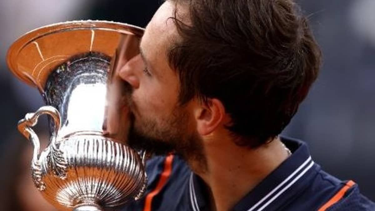 Medvedev vence Rune e conquista título de Master 1000 em Roma 