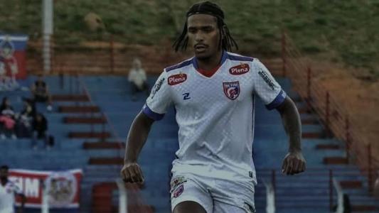 Jogador foi alvo de injúria racial durante o jogo